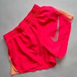 NWT Nike lined running shorts